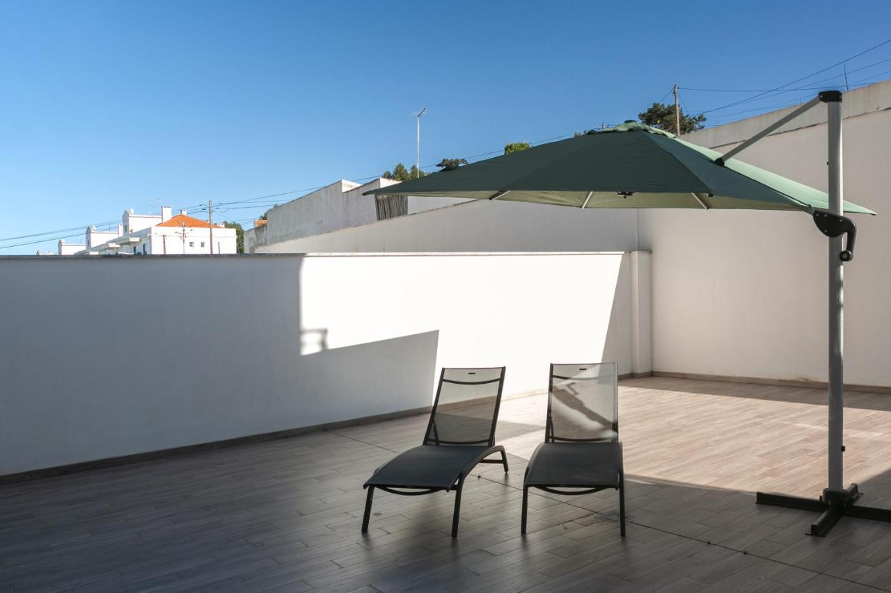 Zahra Place - Stylish Flat Nazare Exterior photo